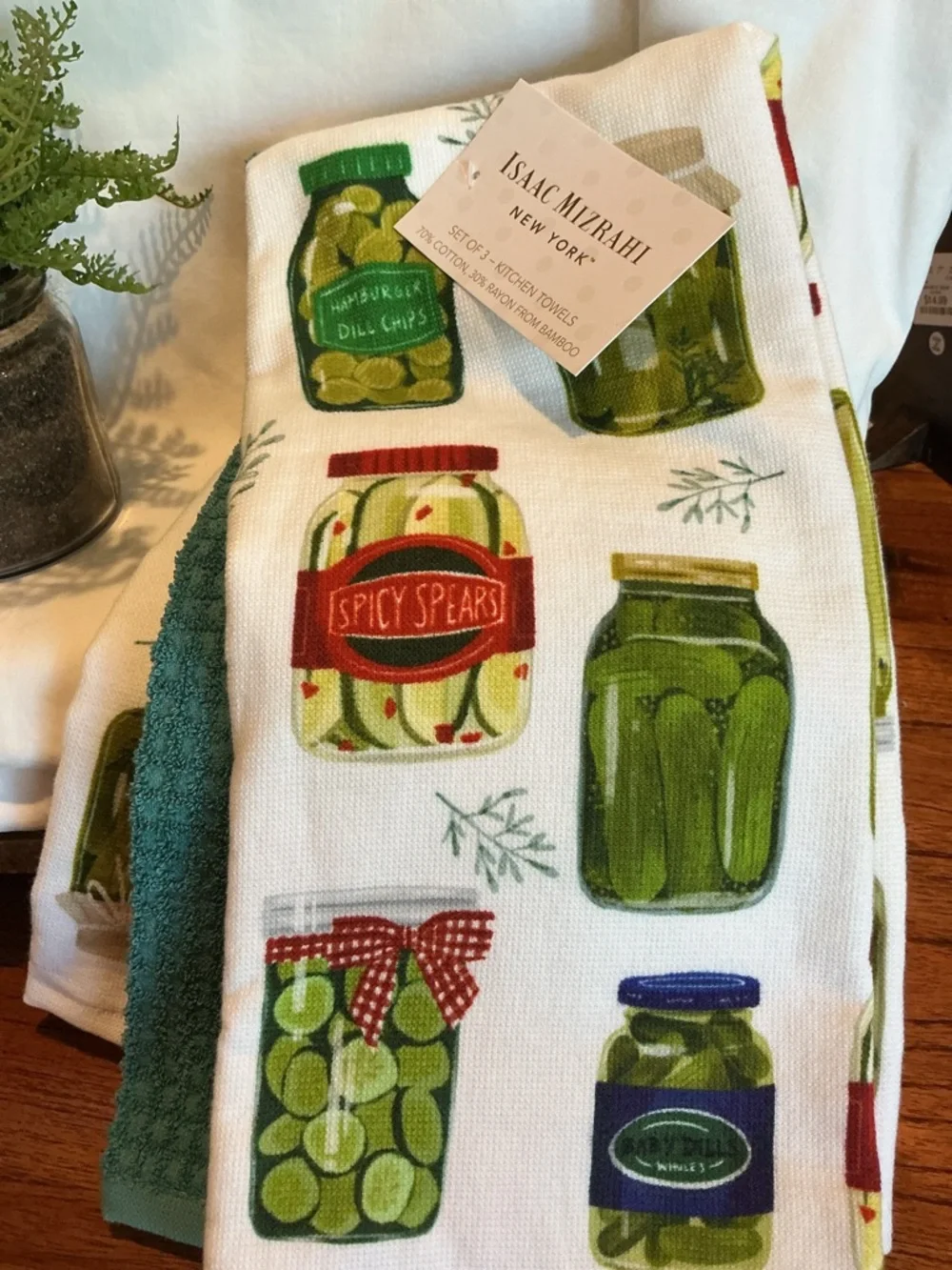 Isaac Mizrahi Pickle Inspired Kitchen Towels featuring crab- Set of 3